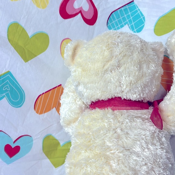 Hallmark Teddy Bear Plush Sweet Hugs Heart - Picture 6 of 15